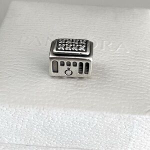PANDORA Cable Car Charm